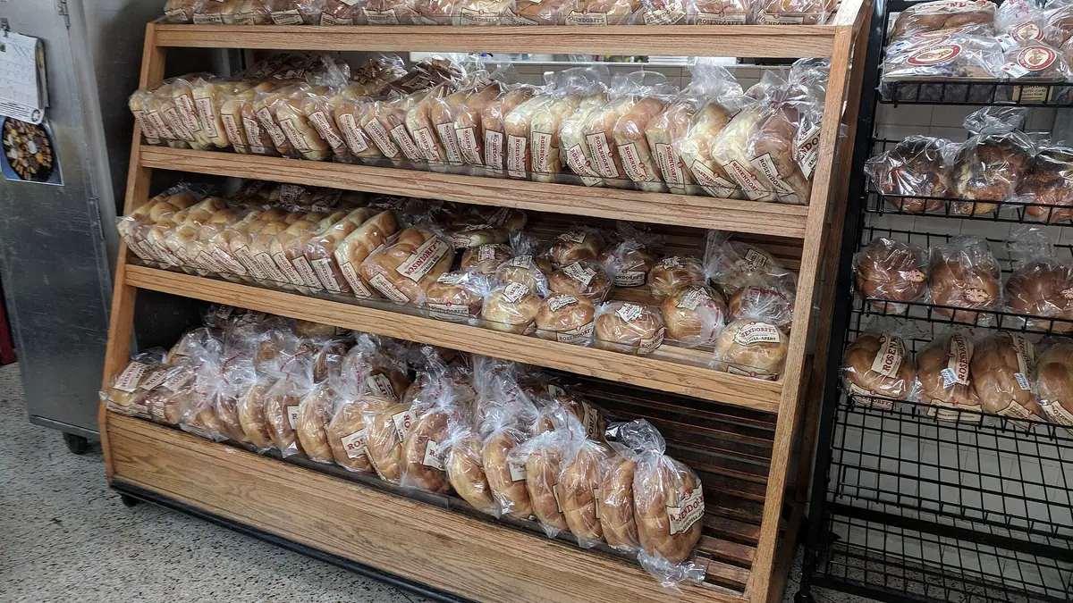 The Old Wharf Bakery – bakery in Bradford on Avon town centre